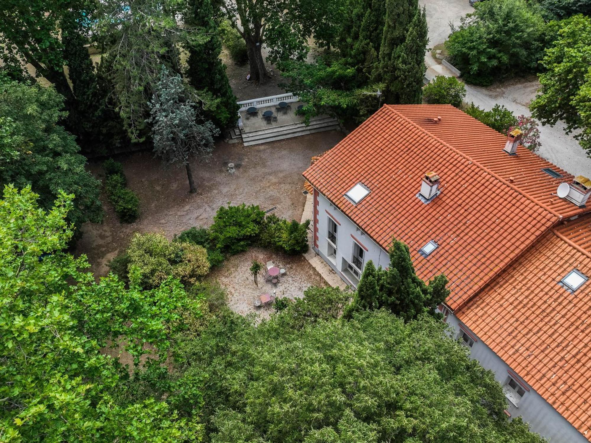 Domaine Castell De Bles Bed & Breakfast Saint-Genis-des-Fontaines Exterior photo