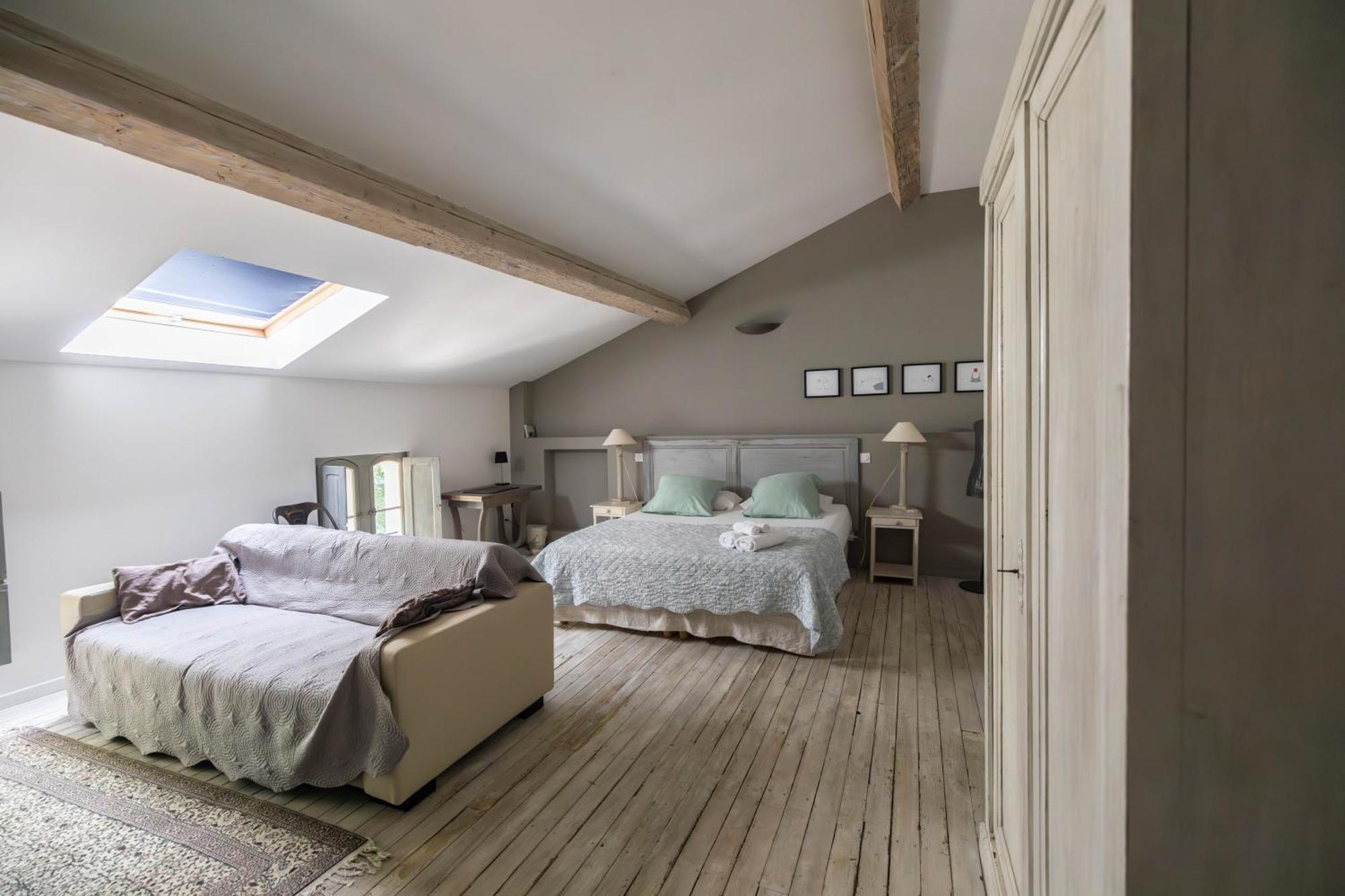 Domaine Castell De Bles Bed & Breakfast Saint-Genis-des-Fontaines Room photo