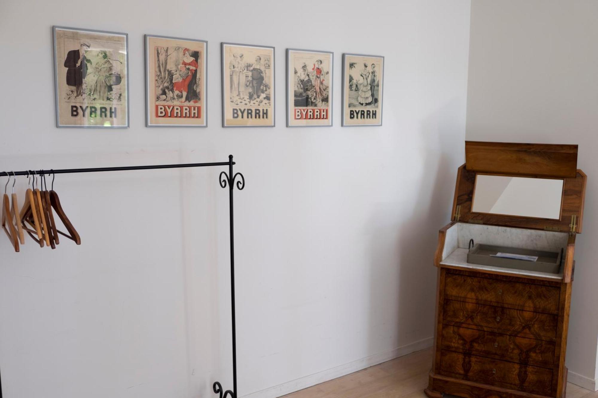 Domaine Castell De Bles Bed & Breakfast Saint-Genis-des-Fontaines Room photo